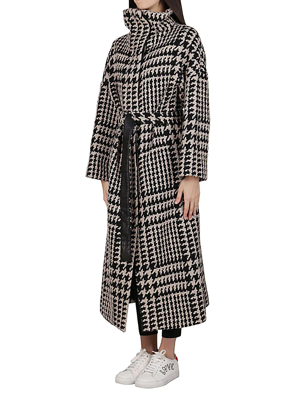 Agnona Houndstooth-Patterned Belted Coat