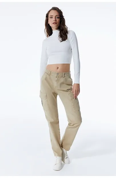 Daphne - High Waist Cargo Pants - Sand
