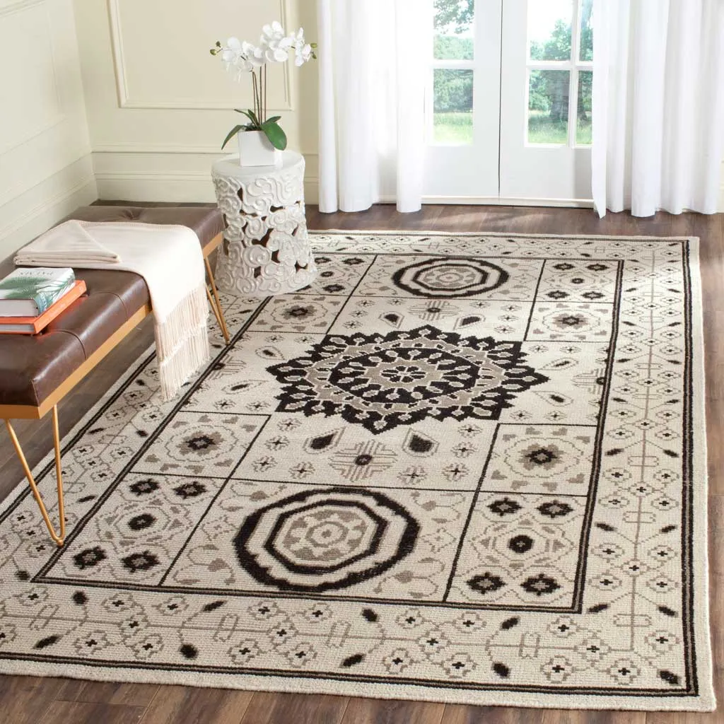Kenya Classic Ivory/Gray Area Rug