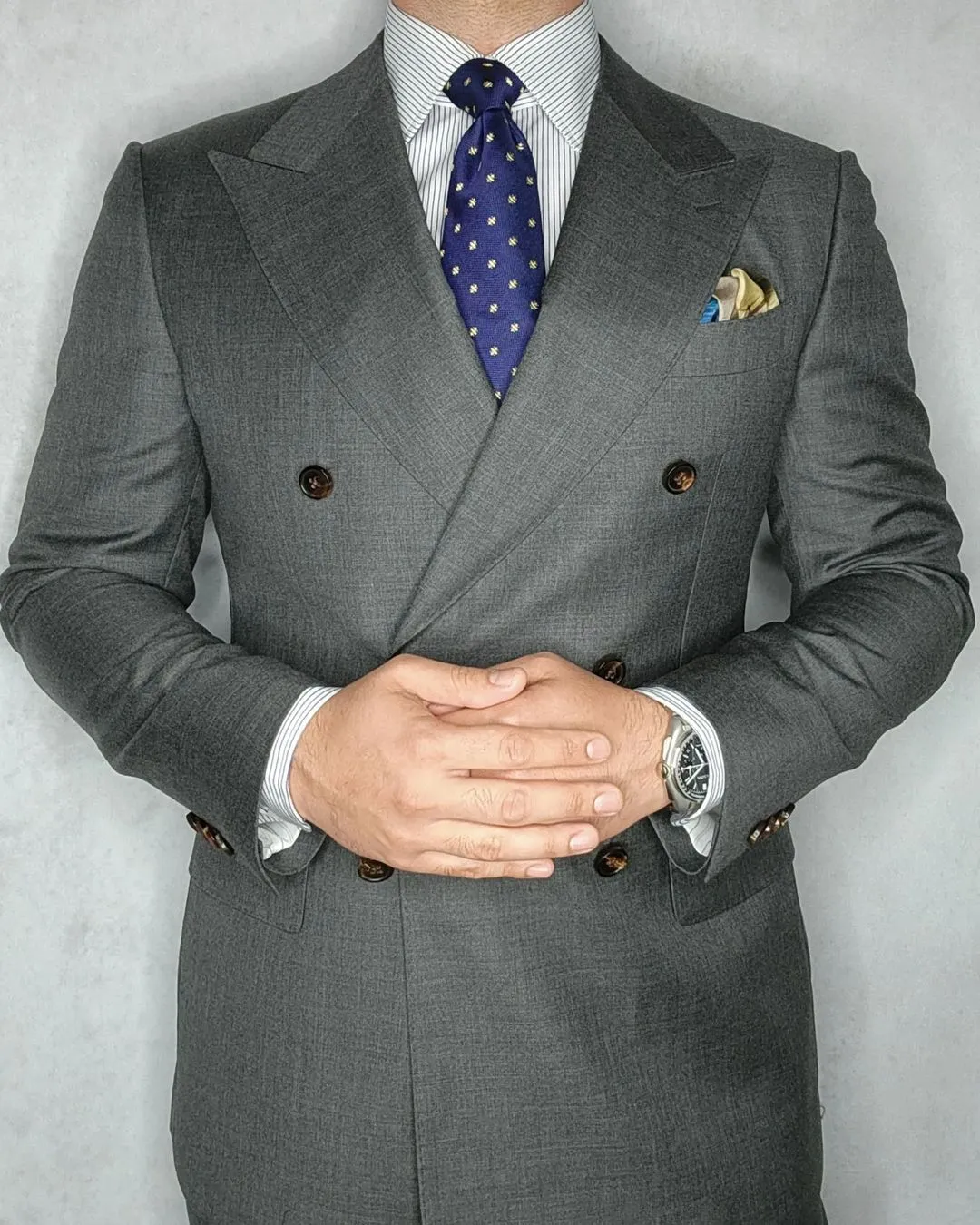 Millville Foulard Silk Tie, Navy / Gold