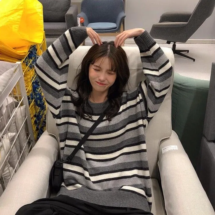 O-Neck Sweater With Stripes